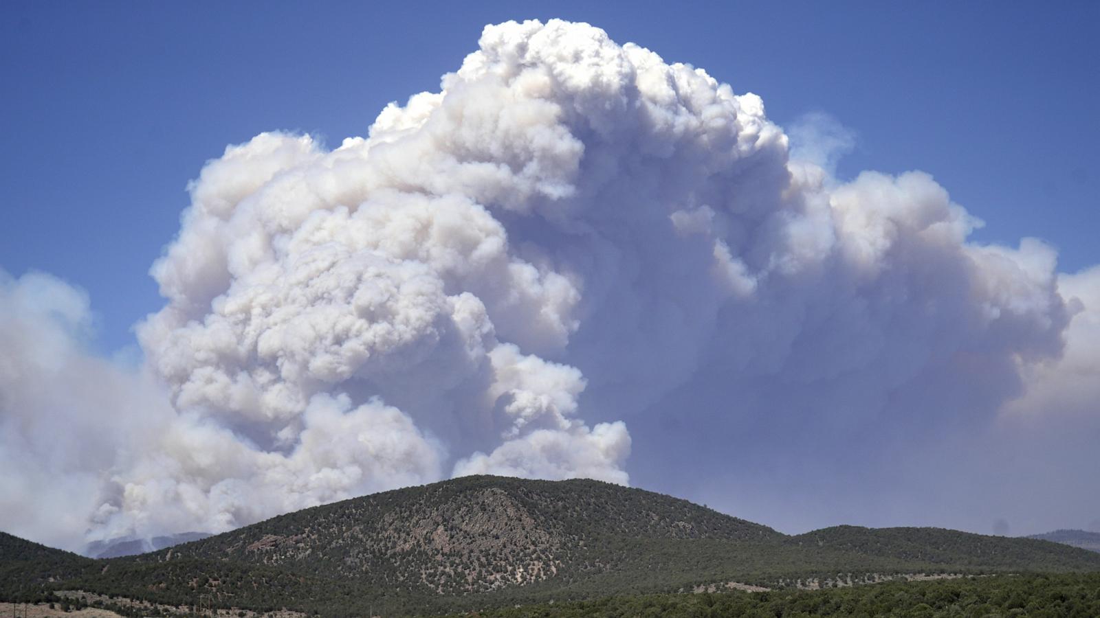Utah wildfire ap jt 260627 1782574603690 hpMain 16x9
